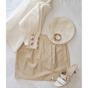 Madden NYC A-Line Faux Leather/Slit/Skirt in Irish Cream (Women's Large 11-13)